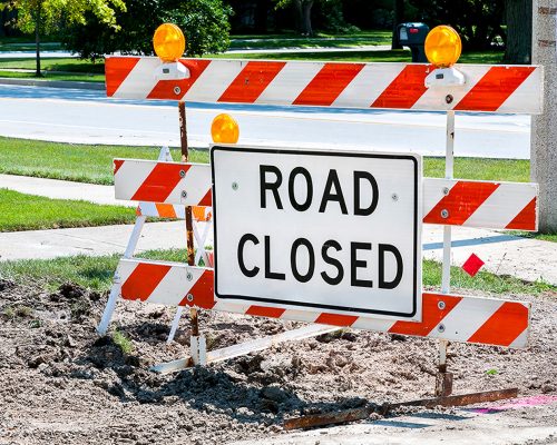 figure-3-road-closed-sign